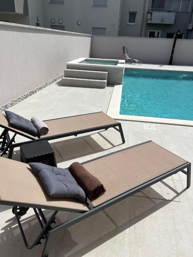 Villa Vida, Medulin - Bazen I Jacuzzi Exterior photo